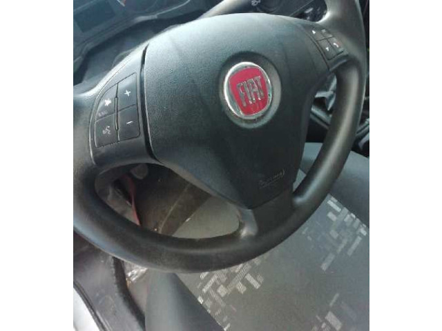 Подушка безопасности водителя 34121859A   Fiat Fiorino