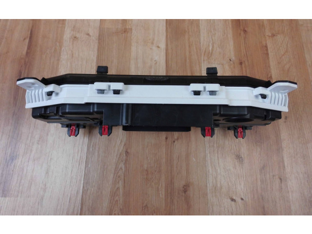 Панель приборов 83800F5B60, 83800F5B60   Toyota Yaris Cross       