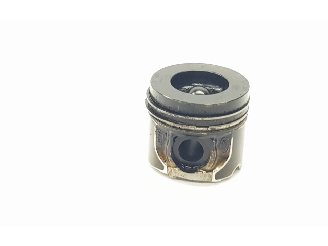 Píst PISTON204DTD, 204DTD   Land Rover Range Rover Evoque L551     