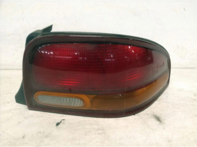 Задний фонарь      Chrysler Stratus   1995-2001 года