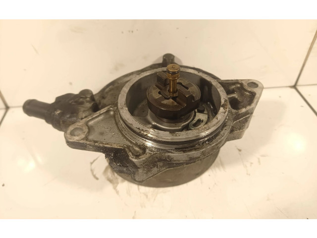 Вакуумный насос 057145100j, 70090665   Audi A6 S6 C6 4F      