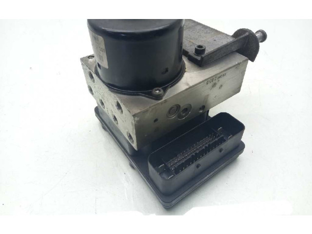 Jednotka ABS A2095452532, FD02M10Q01   Mercedes-Benz C W203 2002