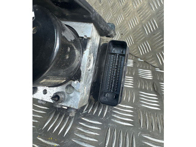 Блок АБС 1K0907379BM, 1K0614517D   Volkswagen  Touran II  2010 - 2016 года