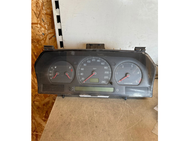 Přístrojová deska  Volvo S70  V70  V70 XC 2000 9168144  