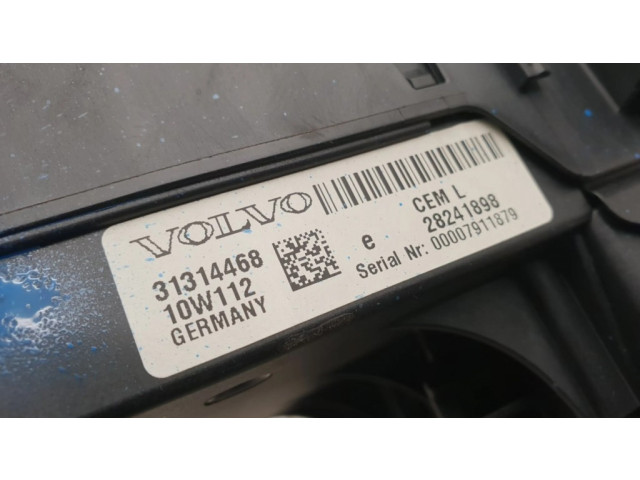 Блок предохранителей 31314468, 28231898   Volvo XC90    
