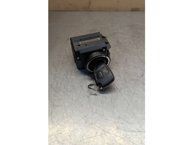 Řídící jednotka 2095452308, 50111848116   Mercedes-Benz C W203 2001