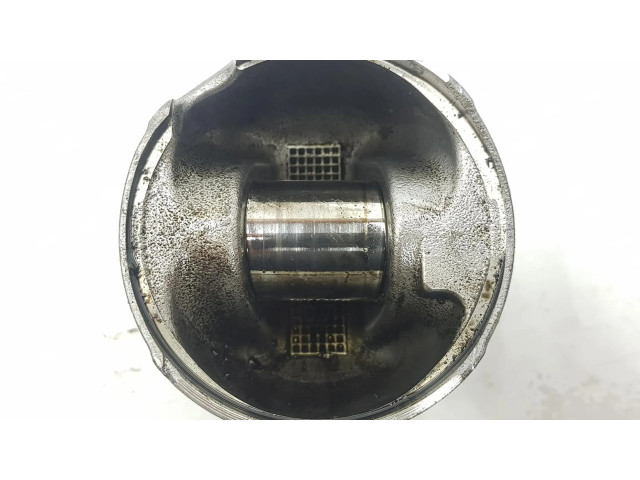  Поршень с шатуном  0628W2  Citroen C1 для бензинового двигателя 1.0