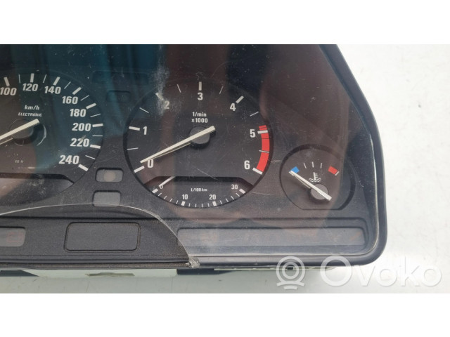 Přístrojová deska  BMW 5 E34 1991 8359355, 62118359355  