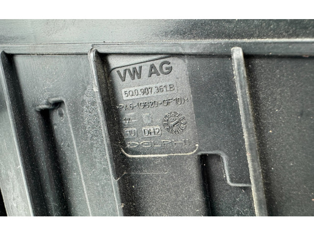   Pojistková skříňka 5Q0937125B, 1643622   Volkswagen PASSAT B8 2016