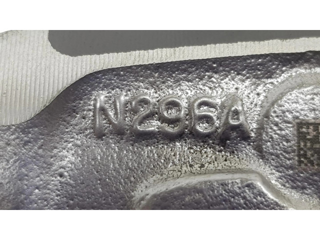 Píst 11258580515   BMW 5 F10 F11   2.0  
