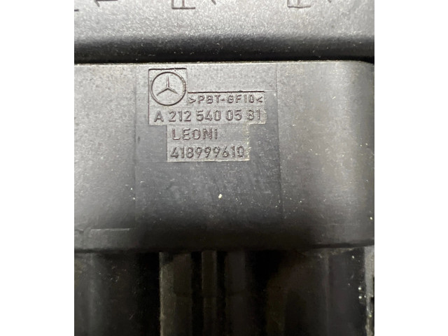   Pojistková skříňka A2125400581, 418999610   Mercedes-Benz C AMG W204 2010