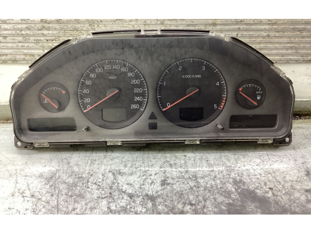 Přístrojová deska  Volvo V70 2002 8602474, 9459821  