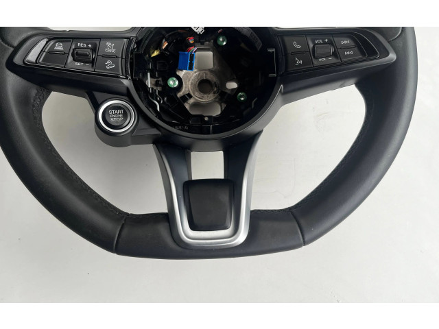 Руль Alfa Romeo Stelvio  2016 -  года       
