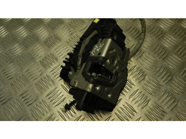 Замок багажника A2317601940, T6960    Mercedes-Benz SL R231 2012-2017 года