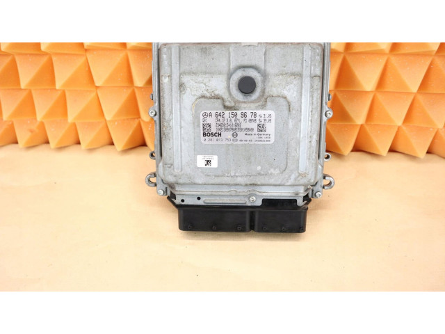 Vstřikovací čerpadlo 6421509678   Mercedes-Benz ML W164     