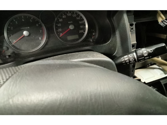 Панель приборов    Suzuki Liana       