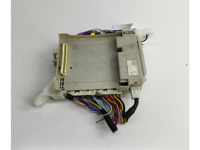 Блок предохранителей 8273048A30, 3B0513191   Lexus RX 330 - 350 - 400H    