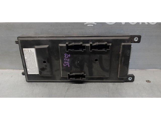Pojistková skříňka Řídící jednotka BSM BJ3214F041AC-, 528251F01   Land Rover Range Rover Sport L320 2012
