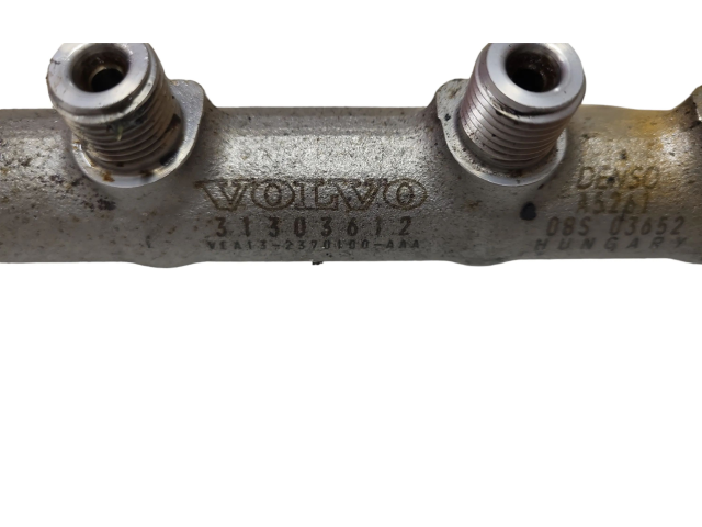 Vstřikovací lišta 31303612, 08S3652   Volvo V60    D4204T9 