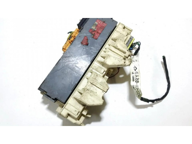 Блок предохранителей  ga8b67100g, ga8b-67-100g   Mazda 626    