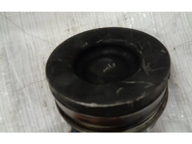 Píst 9818178480   Citroen C4 III e-C4     