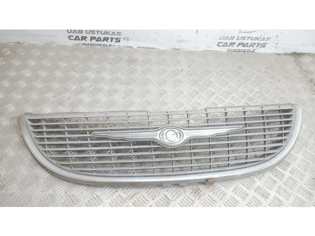 Верхняя решётка Chrysler Grand Voyager IV 2001-2007 года 4857522AA      