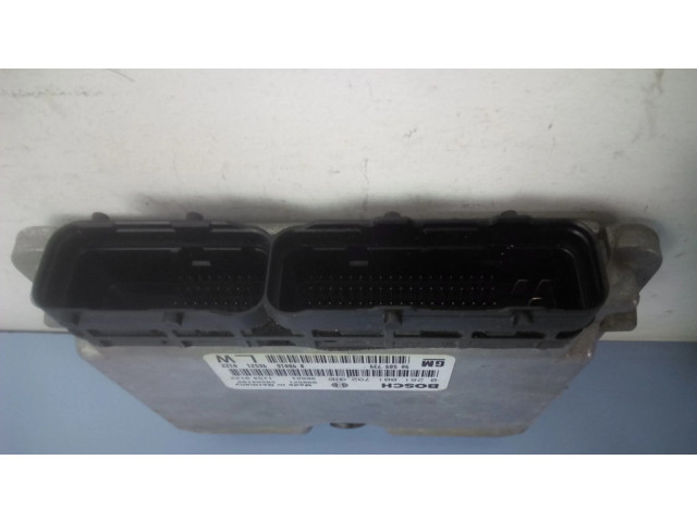 Řídící jednotka 90589739, 0281001792   Opel Frontera B 2000