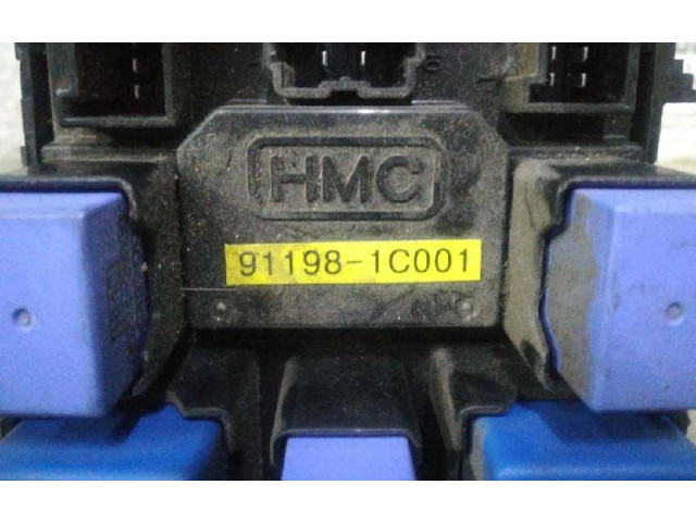   Pojistková skříňka 911981C001, 0090012   Hyundai Getz 2007