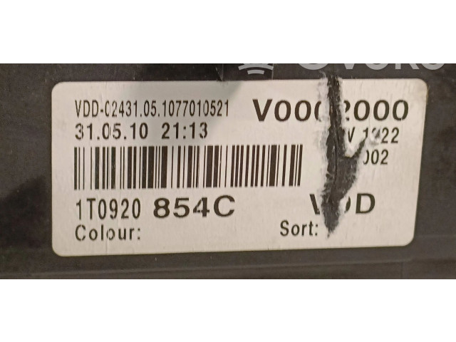 Панель приборов 1T0920854C, 1077010521   Volkswagen Caddy       