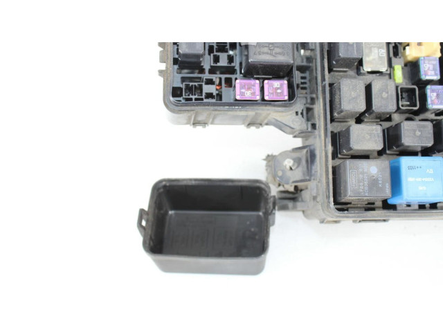 Pojistková skříňka Řídící jednotka BSM BBP866761   Mazda 3 II 2012