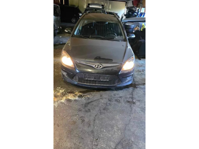 Zámek zadních dveří 812302L200   Hyundai i30 2011