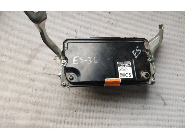 Řídící jednotka 8966147751, 2762009360   Toyota Prius (XW50) 2017