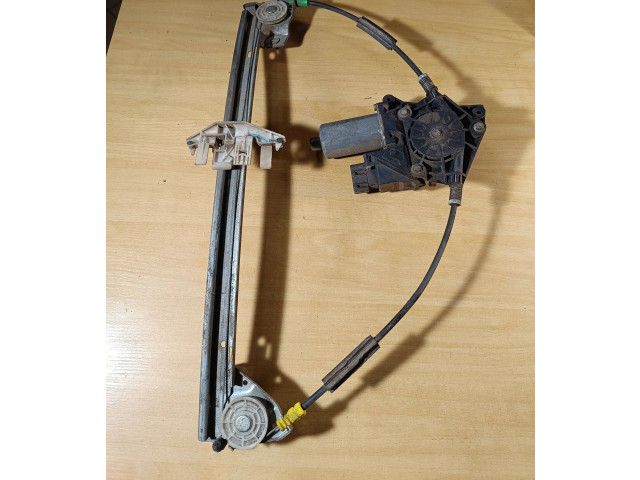 Zpětné zrcátko  Peugeot 406 1997  0130821674  