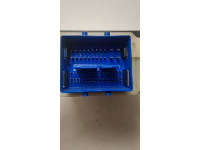   Pojistková skříňka 7G9T14C256GA, 30765877AC   Volvo S80 2008