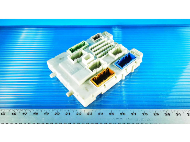 Блок предохранителей DV6T14A073, DV6T14A073DH   Ford Focus    