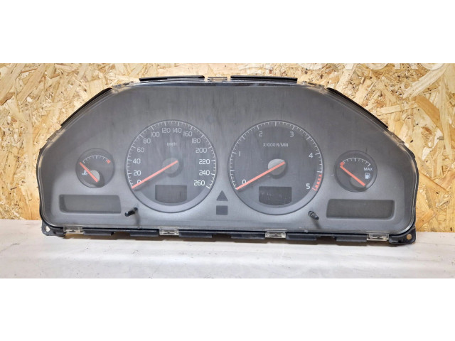 Přístrojová deska  Volvo S70  V70  V70 XC 1998 9499671  