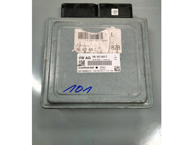 Řídící jednotka 06L907425C   Audi A4 S4 B9 8W 2019