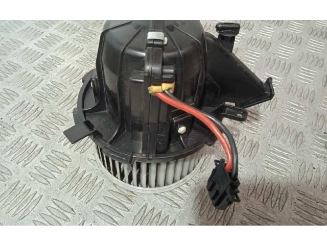 Вентилятор печки    U0851003, 2PINS   Audi A5 Sportback 8TA