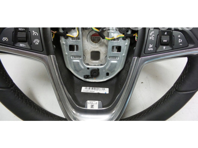 Volant Opel Zafira C 2013 13351029  