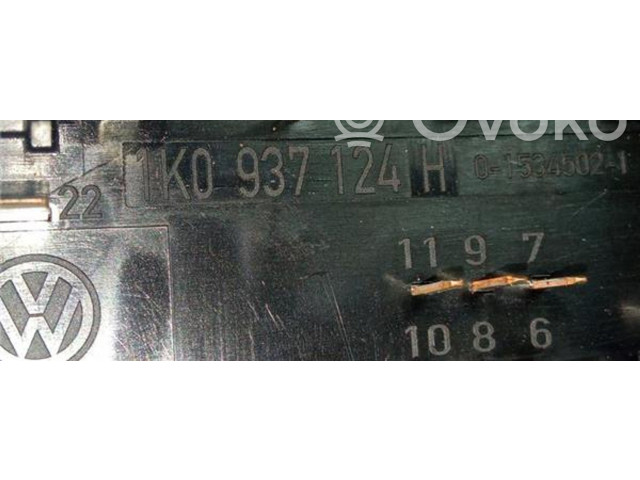   Pojistková skříňka 1K0937124H, 1K0937124H   Audi A3 S3 8P 2004