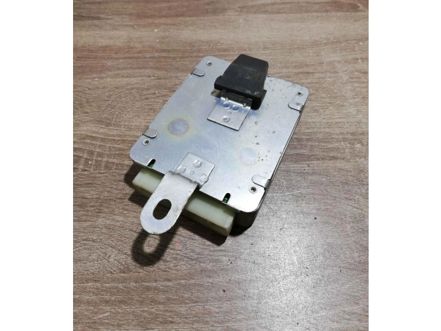 Блок управления OK21367720   KIA Sephia