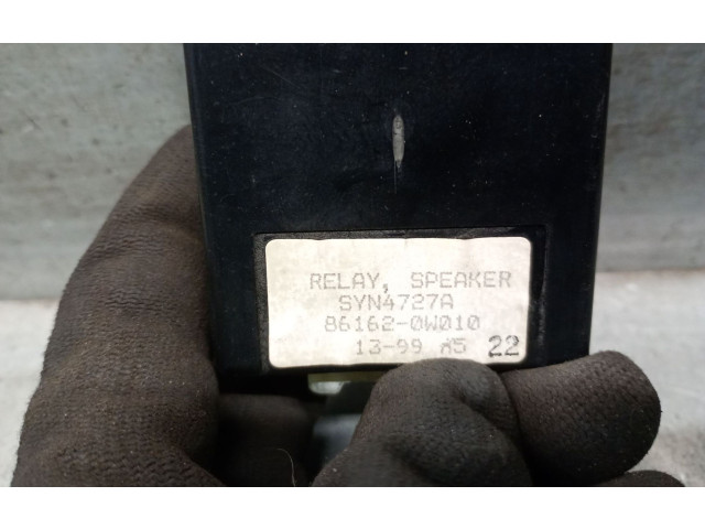 Блок предохранителей 861620W010, 861620W010   Lexus RX XU10    