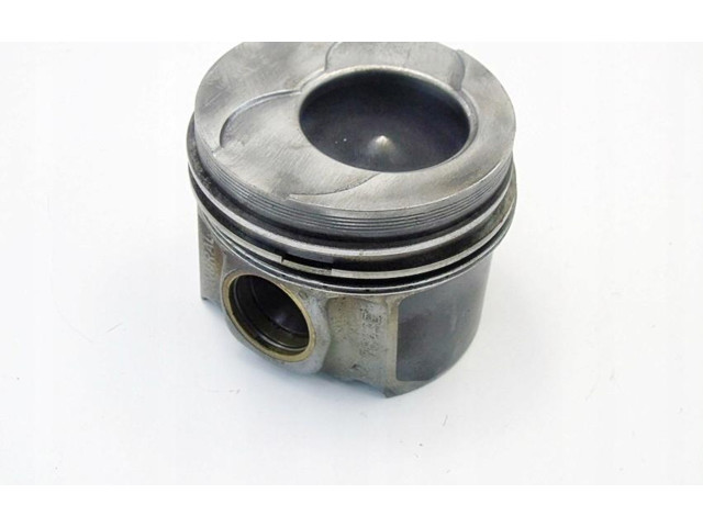  Поршень  7643E  Audi A3 S3 A3 Sportback 8P  