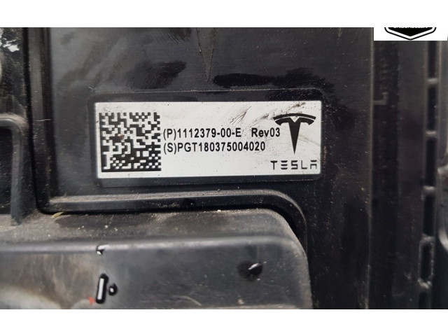 Блок предохранителей  111237900E, 111237900E   Tesla Model S    