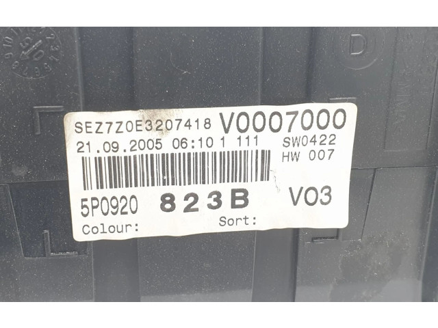 Přístrojová deska  Seat Toledo III (5P) 2006 5P0920823B, 5P0920823B  