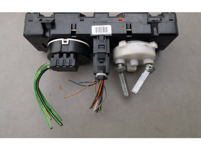 Блок управления климат-контролем 2028300485   Mercedes-Benz C W202