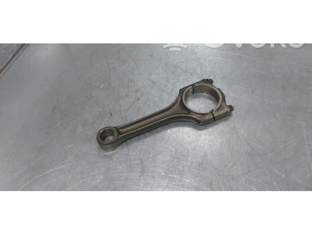 Шатун BDV 078198401B    Audi A4 S4 B6 8E 8H  