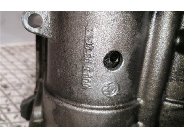 Масляный насос  M47N 204 D4 8058052011, 8058052011  BMW 3 E90 E91 