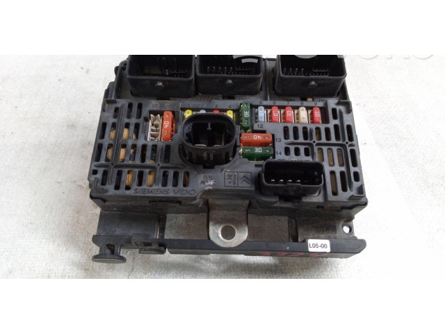 Блок предохранителей 9661682880   Citroen Jumpy    
