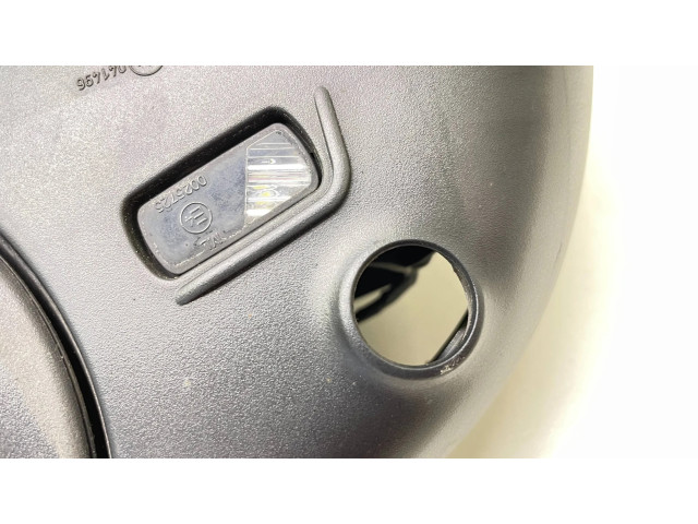 Zpětné zrcátko  Mercedes-Benz CLA C118 X118 2022  A1188101003  